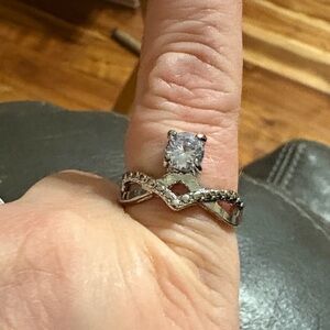 Elegant Silver Ring with Clear Stone Size 9